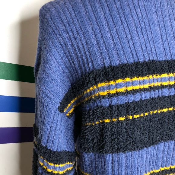 Urban outfitters oversized sweater - Picture 2 of 7